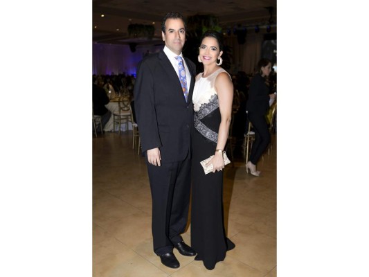 Camilo Kafati recibe homenaje El Forjador 2017  