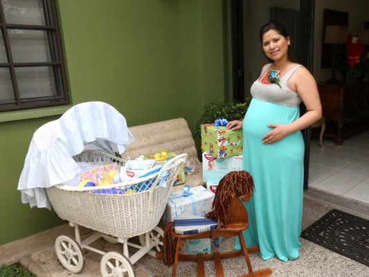 Tierno baby shower para Luci Lagos  