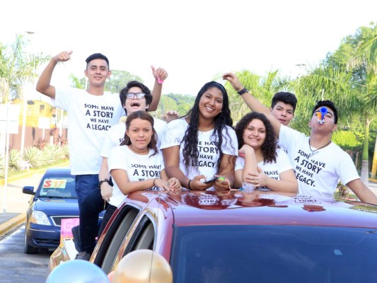 Senior Entrance de Agape Christian Academy El Progreso