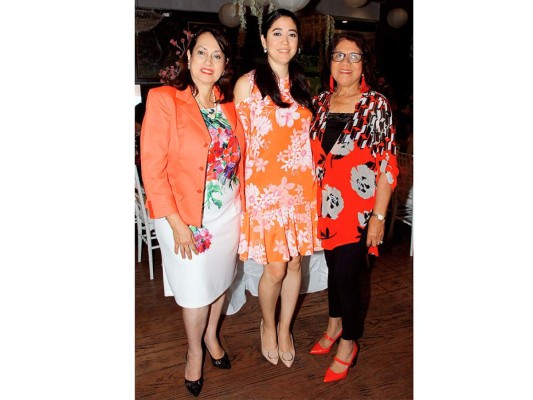 Despedida estilo jardín francés para Paola Pineda