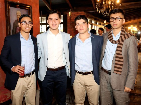 Senior Breakfast de la DelCampo School  