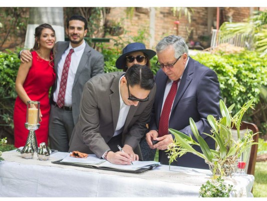 La boda civil de Sofie Figueroa Clare y Juan Carlos Mendieta Bueso