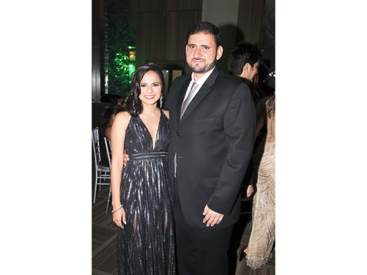 Carlos Cárdenas y Diana Sánchez unen sus vidas en matrimonio