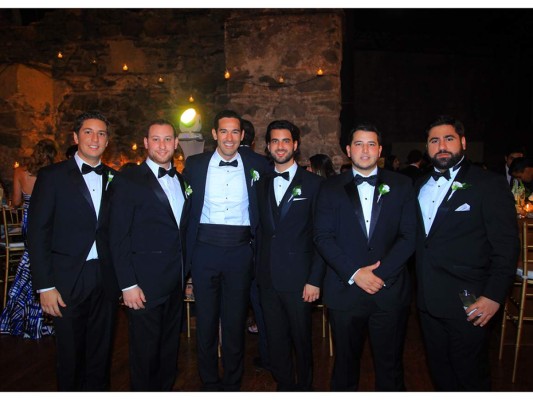 Elegante fiesta nupcial para Sofia Barletta y Jorge Vitanza