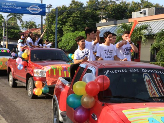 Senior Entrance de Agape Christian Academy El Progreso