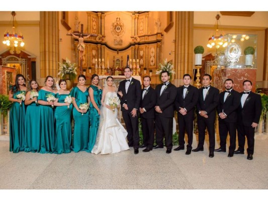 La boda de Alex Cobos y Lourdes Valladares