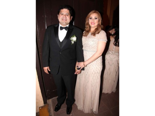 Boda de Mariela Girón y Luis Mario Hernández