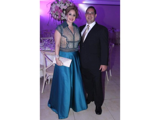La boda de Ana Cecilia Heredia y Johnny Sikaffy