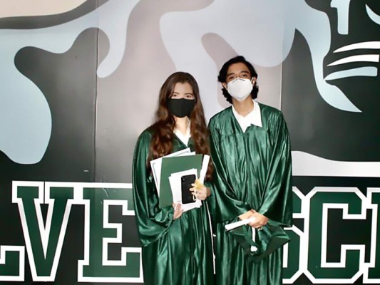 Monique Pineda y Kenji Irías