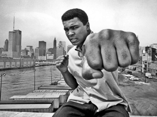 Fallece Muhammad Alí a los 74 años