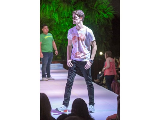 Senior´s 2018 Fashion Show de la Escuela Internacional Sampedrana  