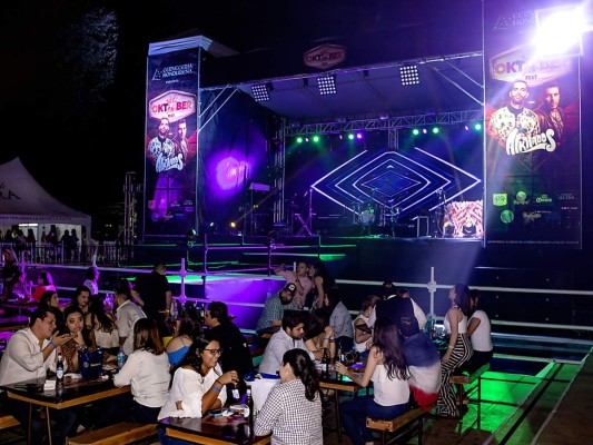Alkilados ofrece concierto en el Club Árabe    