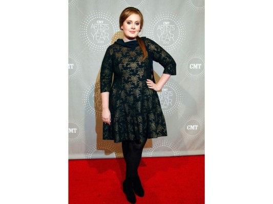 2010: Artists Of The Year<br/><br/>En 2010, Adele fue nominada por segundo año consecutivo en los Grammy en la categoría ‘Mejor interpretación vocal pop femenina’ gracias a su canción ‘Hometown Glory’.<br/>