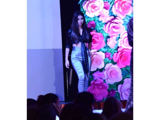 Spring Fashion Show 2016 de los seniors EIS  