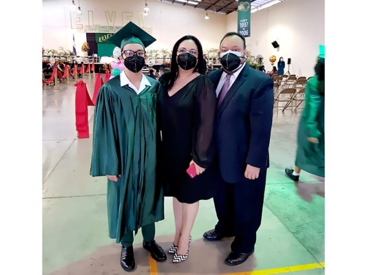 Sebastian McCormick, Wendy Ayestas y Armando McCormick
