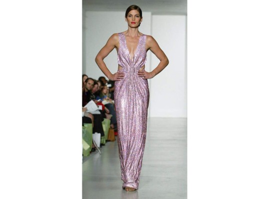 Modelando para Esteban Cortazar 2003