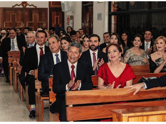 Gamal Nazar y Melanie Andonie celebran boda religiosa