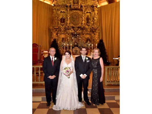 La boda religiosa de Ana Ortez y Nicolás García