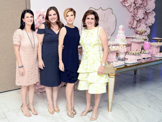 Así fue el baby shower para Janina Handal&nbsp;&nbsp;&nbsp;&nbsp;