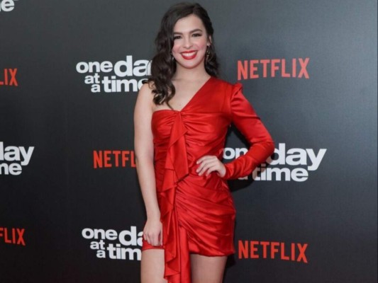 Isabella Gómez<br/>La más joven de la lista forma parte del elenco principal de One Day at a Time. La colombiana de 21 años se ha convertida en la latina revelación de Netflix. También ha participado en Modern Family y Star vrs las Fuerzas del Mal.