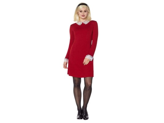 ¿Quién no quiere ser una Spellman?. Hay varios personajes de Chilling Adventures of Sabrina a los que podemos recrear este Halloween, pero, Sabrina Spellman ¡nos encanta! Sin duda queremos tener un poco de su dulzura, magia y maldad en nuestras fiestas.
