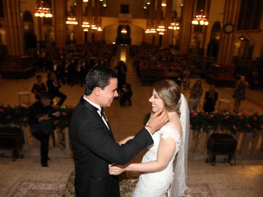 La boda de Diego Alvarado y Amalia Agurcia