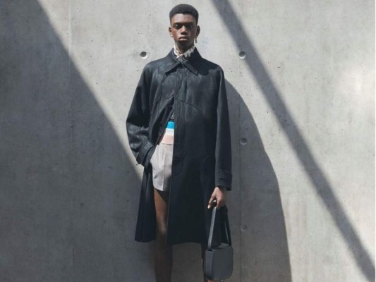 ¡Dior presenta su nueva colección para caballeros y causa revuelo en las redes sociales!  