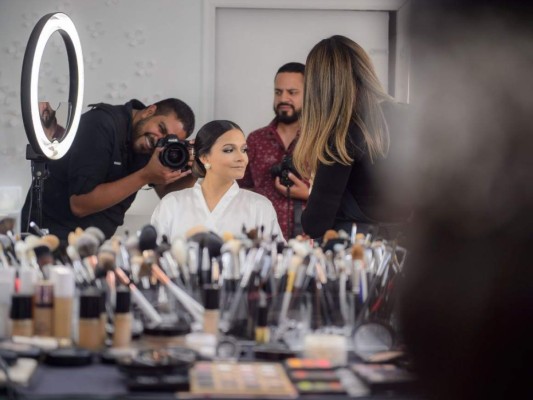 La boda de Alex Cobos y Lourdes Valladares