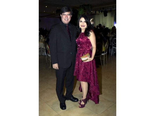 Camilo Kafati recibe homenaje El Forjador 2017  