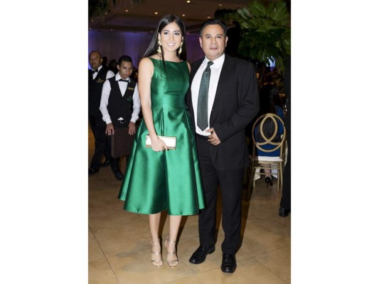 Camilo Kafati recibe homenaje El Forjador 2017  