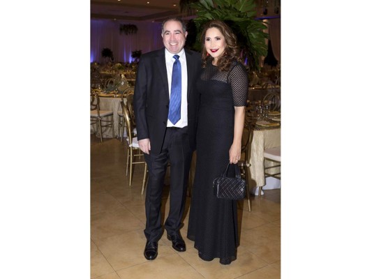 Camilo Kafati recibe homenaje El Forjador 2017  