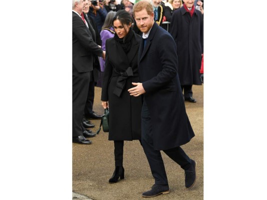 Meghan Markle y su total black look