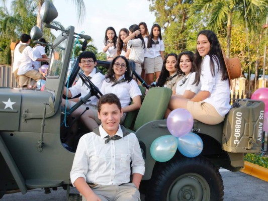 Kevin Muñoz, Virgilio Moncada, Maria Jose Madrid, Irma Villacorta, Viviana Handal y Ana Sofia Alvarado.