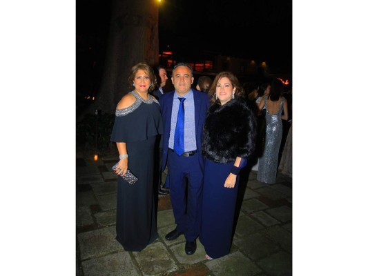 Elegante fiesta nupcial para Sofia Barletta y Jorge Vitanza