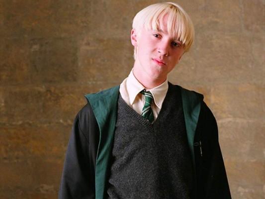 Tom Felton quería ser Harry Potter<br/>¿Podrías imaginarte al villano de la saga como Harry? Pues resulta que Tom Felton, quien dio vida a Draco Malfoy, audicionó para interpretar a Harry Potter, sin embargo no quedó. Después intentó ser Ron Weasley y tampoco. Los productores decidieron que el papel de Draco le quedaría perfecto y ¡no se equivocaron!<br/>