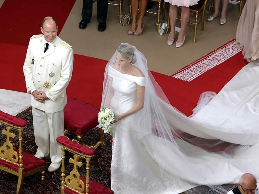 Vestidos de novia icónicos de la realeza