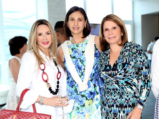 Karla Kafie,Thelma Hollander y Patricia Casanova (fotos: Hector Hernández)