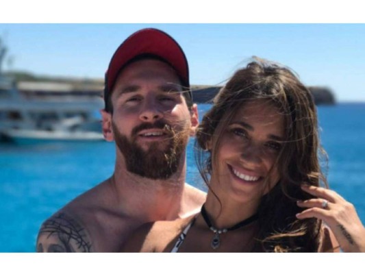 10 mejores fotos de Messi y Antonella  