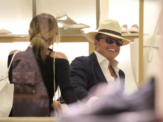 Luis Miguel derrocha dinero en regalos para su nueva novia