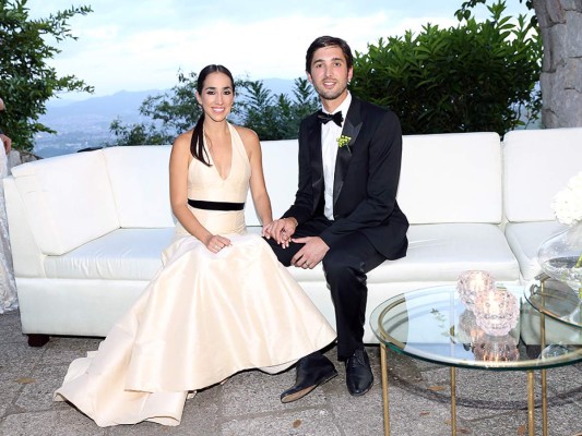 La boda religiosa de Adriana Corrales y Xavier Lacayo