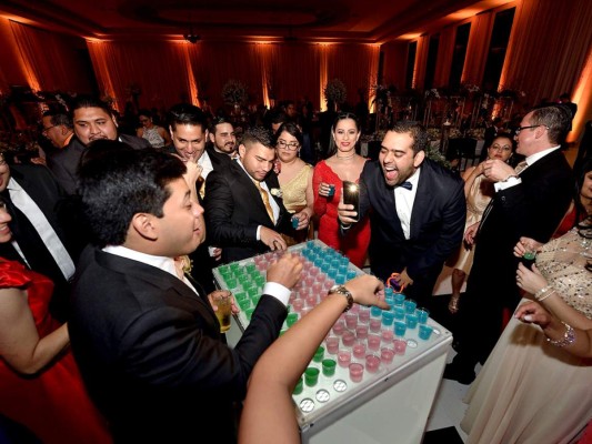 Inolvidable fiesta nupcial Anchecta-Mayes