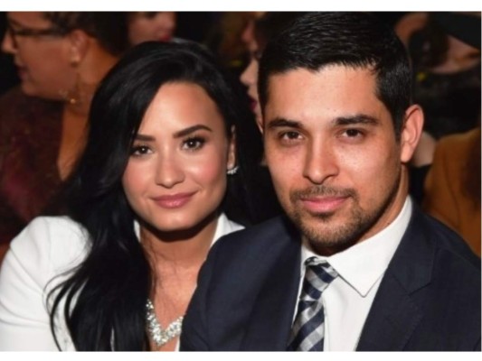 Wilmer Valderrama fue a visitar a ex-novia Demi Lovato al hospital