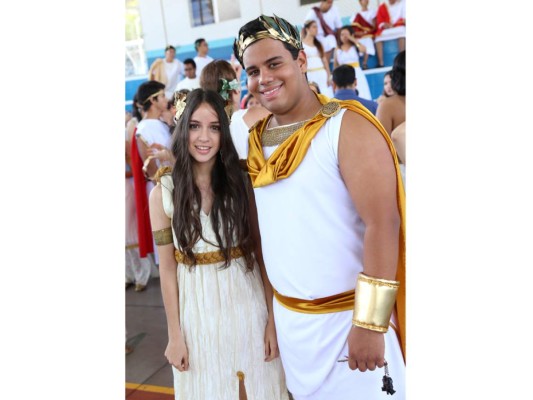 Macris School Seniors Greek Day