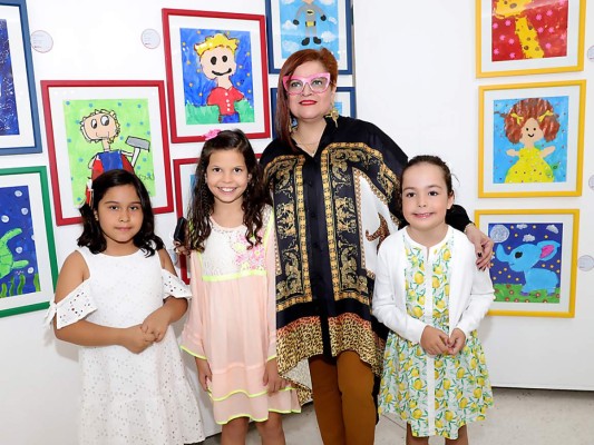 Banco Atlántida y el Estudio de Arte Carolina Carías presentan 'Nosotros Exponemos 2019'