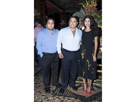 Fiesta de cumpleaños para Basilio y Tatiana Fuschich  