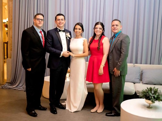 La boda de Alejandra Velásquez y Alejandro Hernández