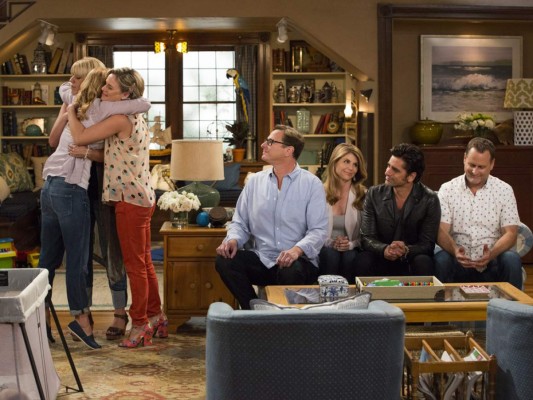 Han pasado veinte años desde que los Tanner nos dijeran adiós. Pero gracias a Netflix, una de las familias más queridas de la pantalla chica regresará próximamente a la televisión.