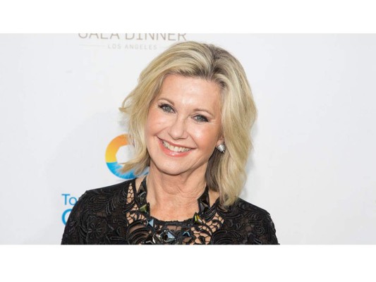 Olivia Newton-John<br/>Primero fue diagnosticada en 1992 y a estado libre de cáncer 25 años, en ese tipo fundo el Olivia Newton-John Cancer and Wellness Centre in Melbourne, Australia en 2008. <br/>