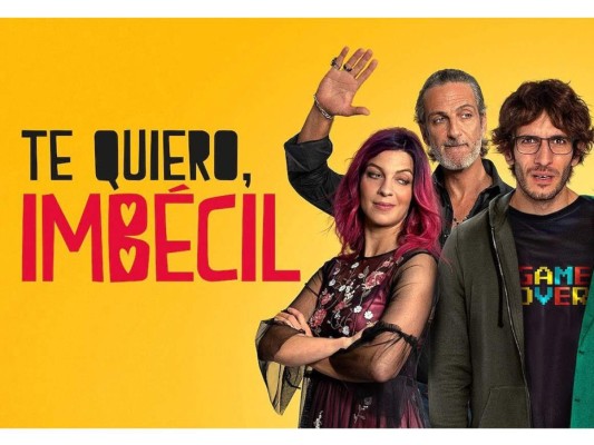 Te quiero imbécil. La cinta de noventa minutos, es una comedia romántica donde lo deja su novia, Marcos intenta reinventarse para convertirse en un hombre moderno con la ayuda de su amiga de la infancia y un experto que aconseja por internet. Quim Gutiérrez, Natalia Tena y Alfonso Bassave son las protagonistas.