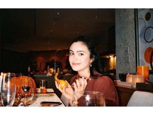 Camila Mendes.